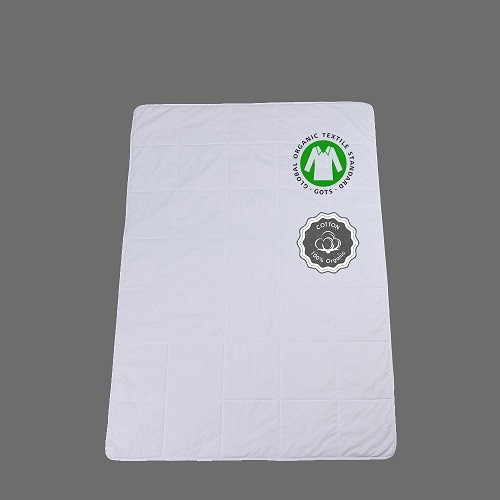 Organic Washable Cotton Quilt With Polyester Filling